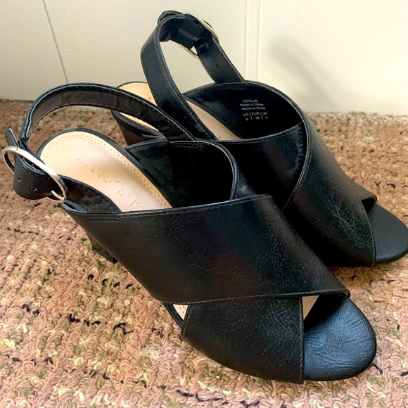 Shoes - Picture 1 of 1